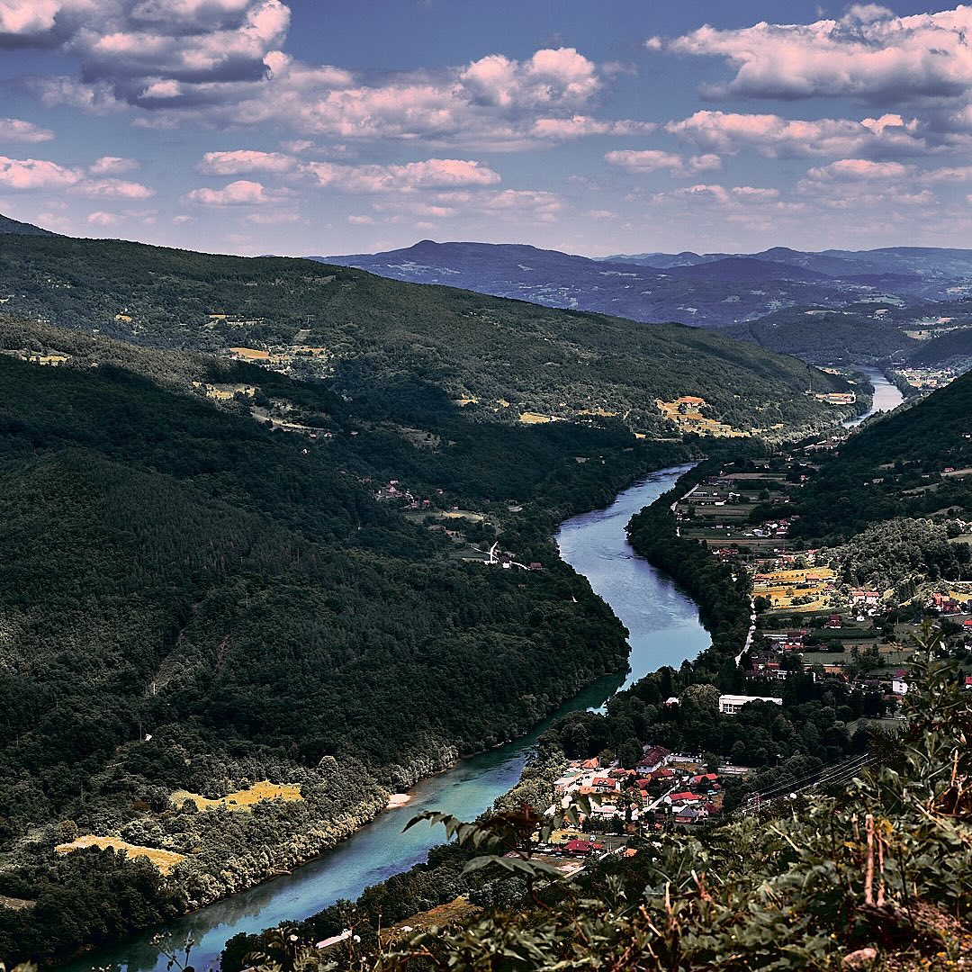 Click to enlarge the photograph Photo 137 from Igor Maric's photography collection