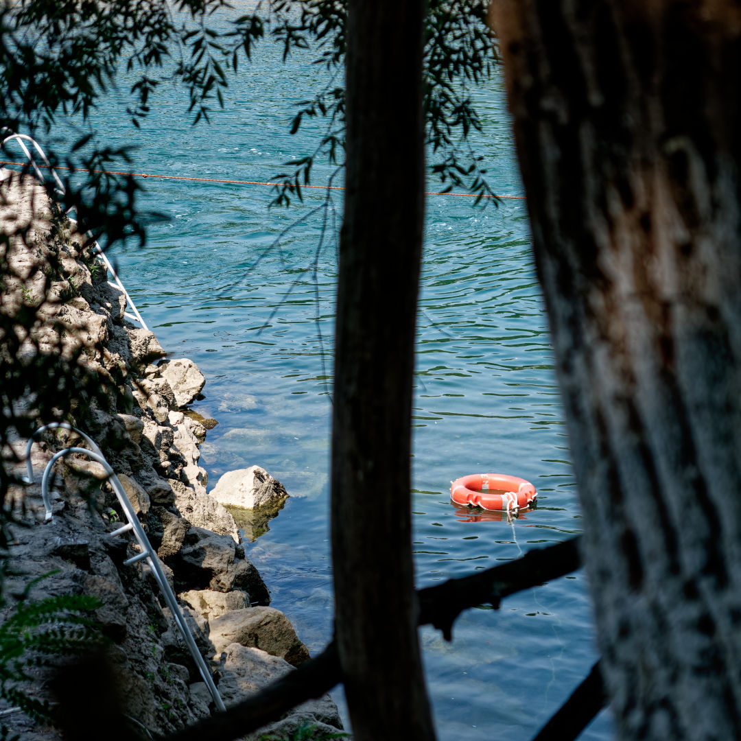 Click to enlarge the photograph Photo 41 from Igor Maric's photography collection